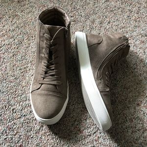 Steve Madden Suede Olive green boots